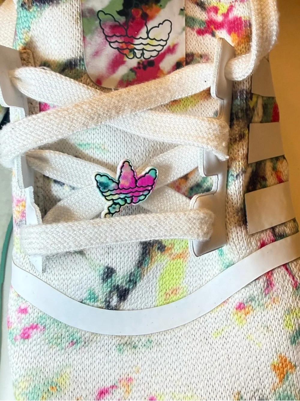 adidas Women's Floral Knit White Sneakers with Teal Soles